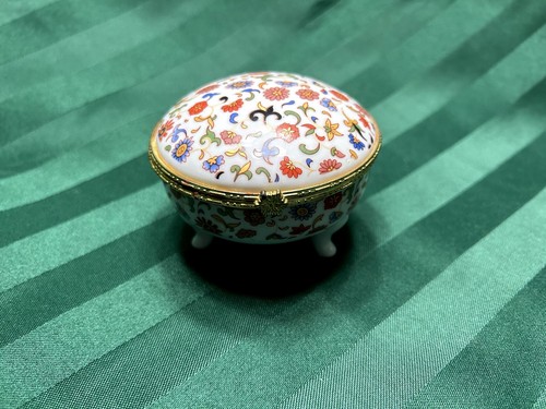 Vintage white porcelain - white,